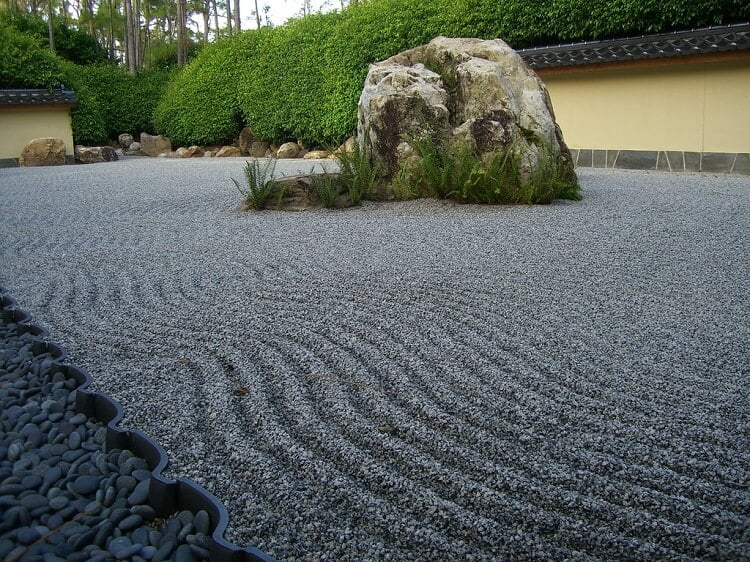 10 Landscaping Ideas With Gravel To, Gravel Landscaping Pics