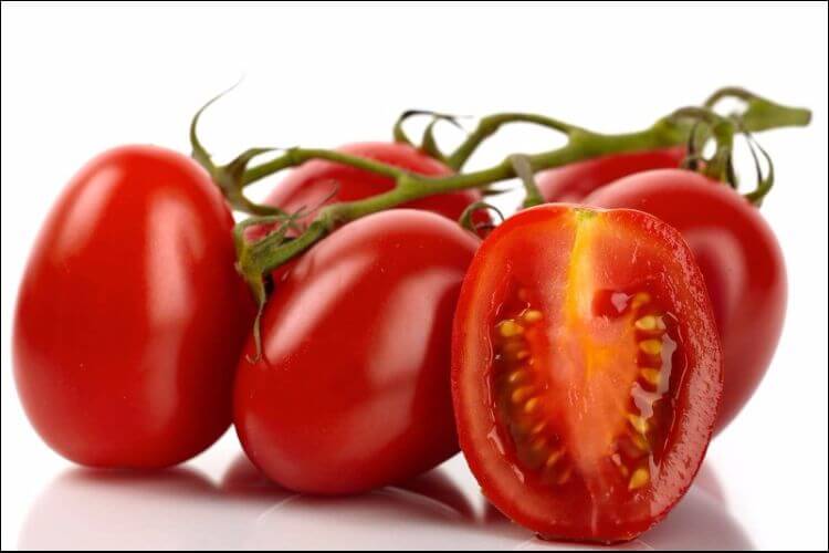 how to grow Roma tomatoes bunch of Roma tomatoes