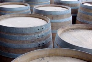 barrels wine keller barrel wooden barrels red wine wine barrel 969434