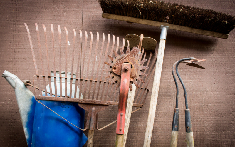 Keep Garden Tools From Rusting